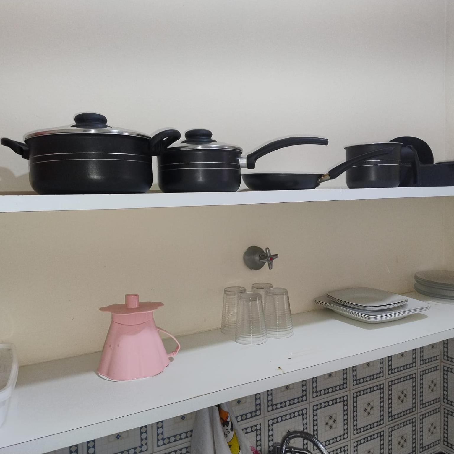 Kitnets A 200 M Da Apartamento